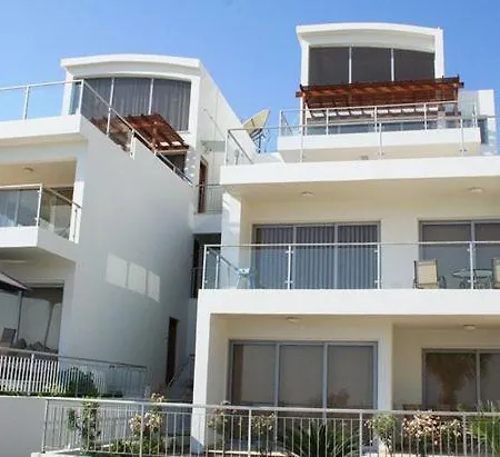 Oroklini Hills Luxury Apartment * Livadhia